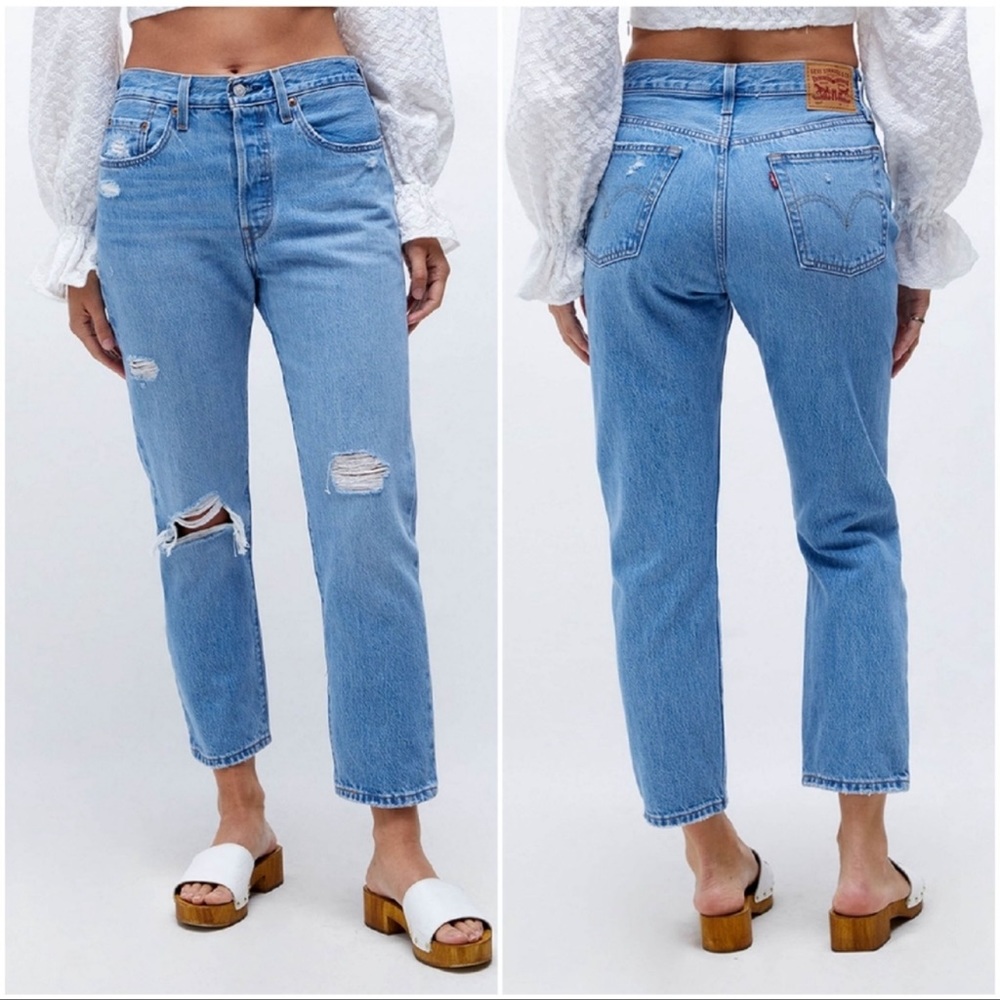 NWT Levi's 501 Athens Cropped High Rise Distressed Jeans